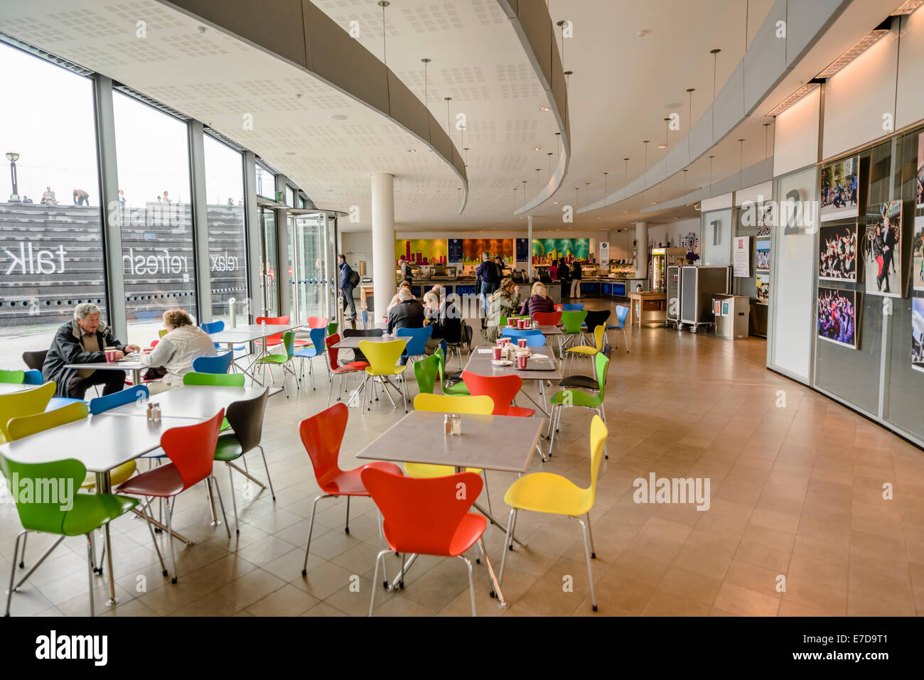London city hall cafe southwark hi-res stock photography and images - Alamy