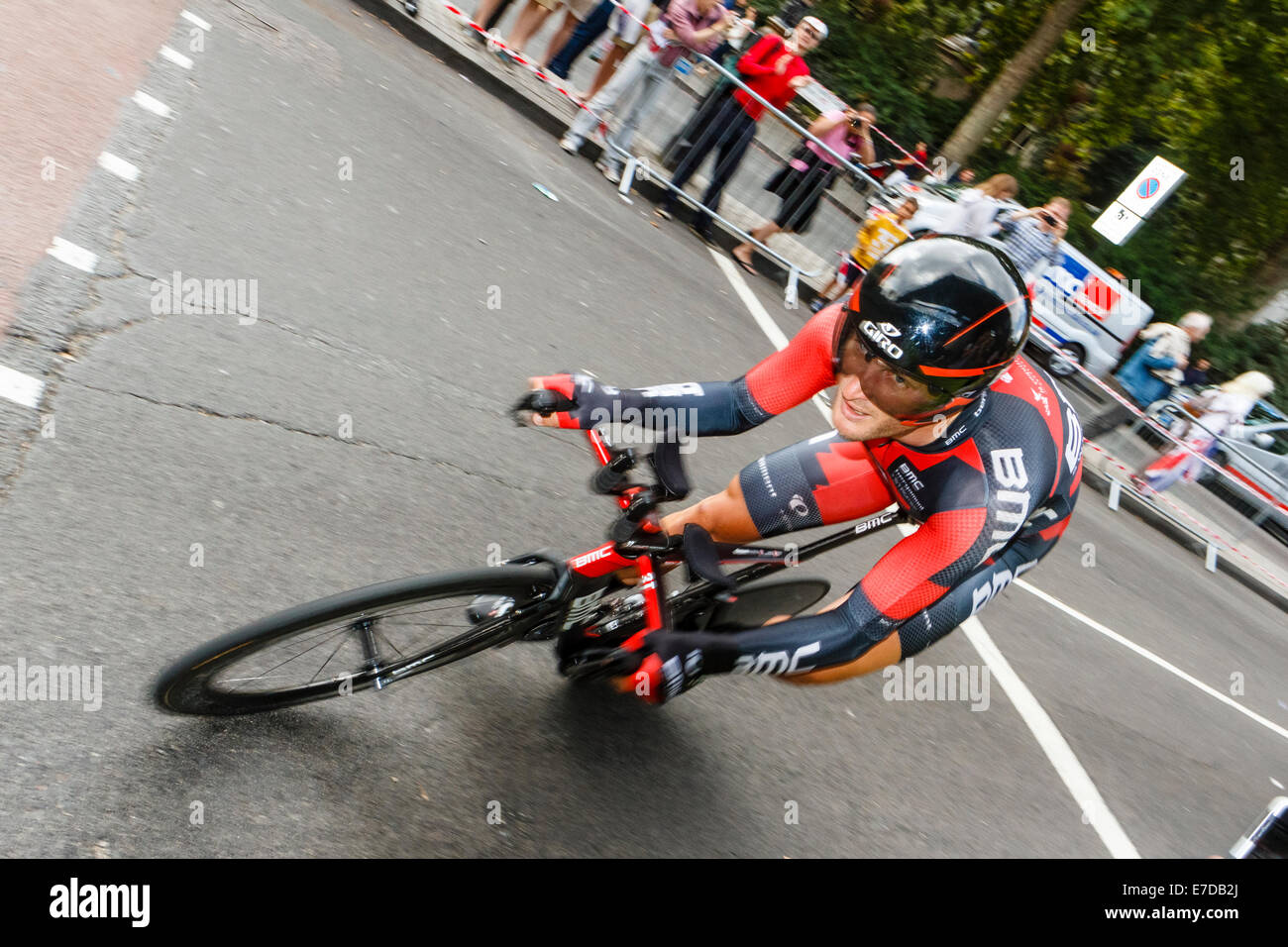 London, UK. 14th September 2014. British rider Stephen Cummings of team BMC competes in the individual time trial section of Stage 8 of the Tour of Britain cycle race in central London. Stock Photo