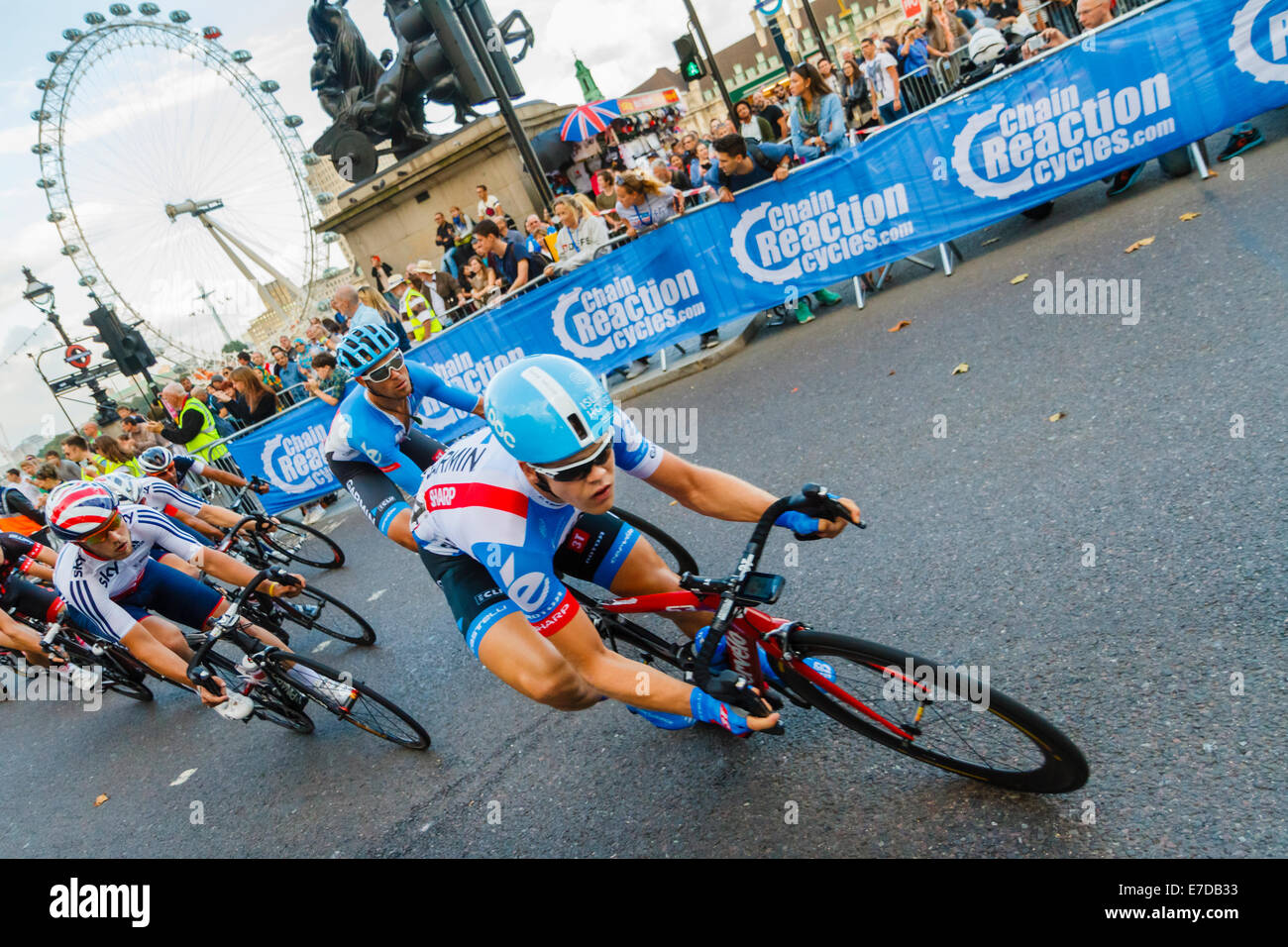 London, UK. 14th September 2014. Riders compete in the final stage of the Tour of Britain cycle race in central London. Stock Photo
