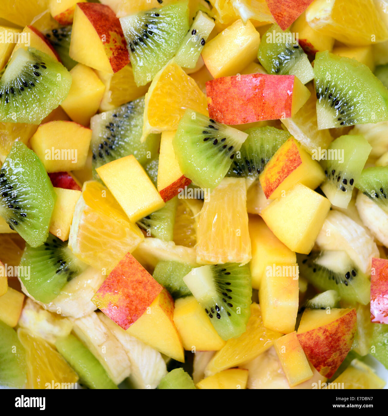Fruit salad bananas kiwi hi-res stock photography and images - Alamy
