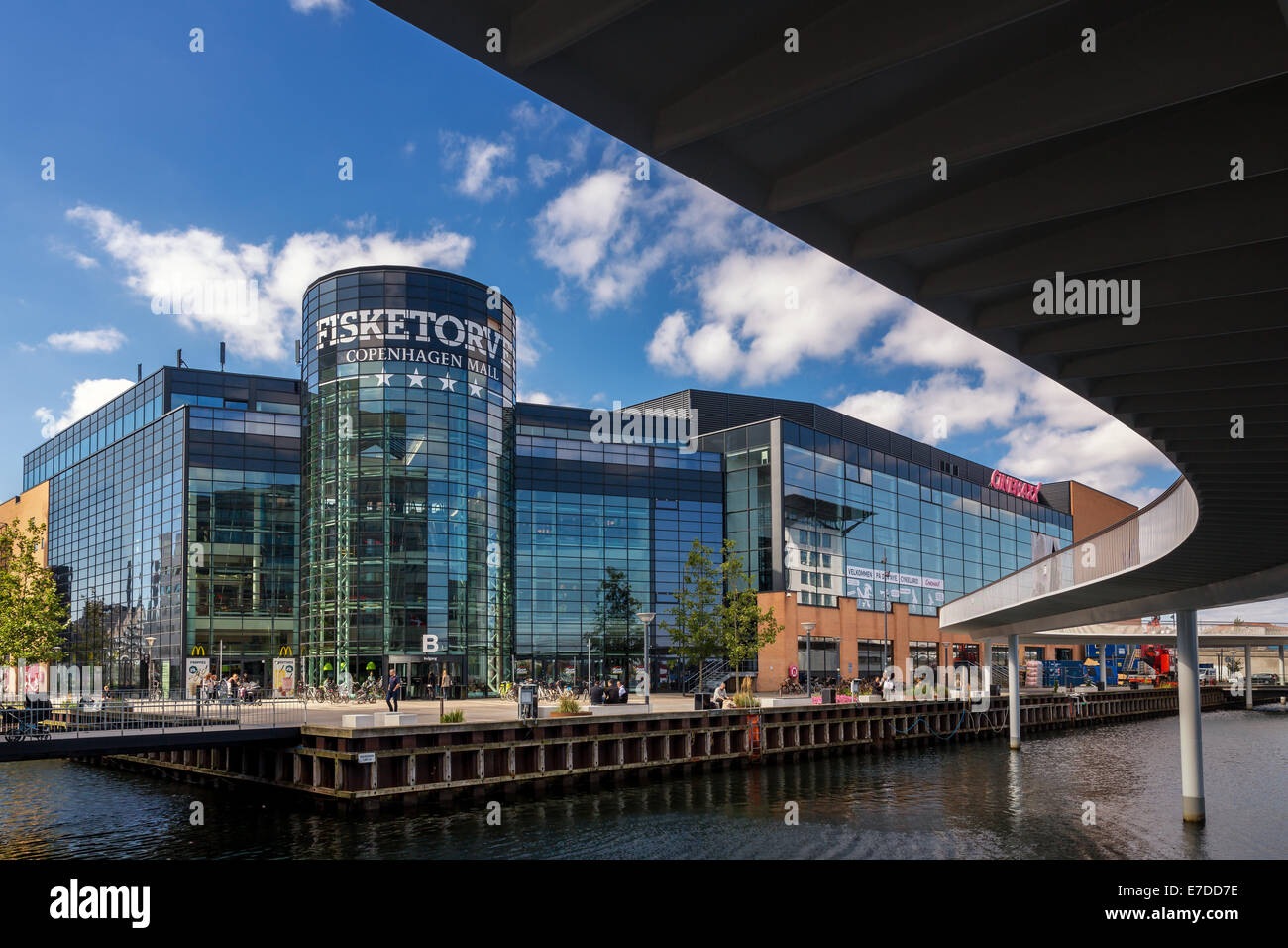 New cycle bridge hi-res stock photography and images - Alamy