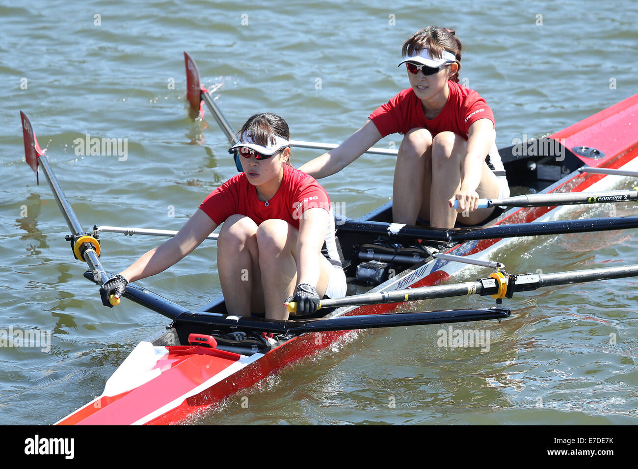 the Toda Olympic Rowing Course, Saitama, Japan. 14th Sep, 2014. (L-R ...