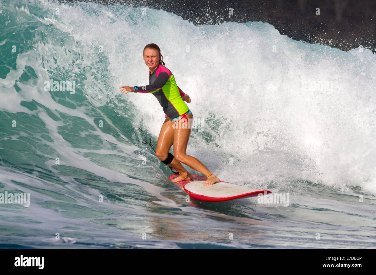 Girl surfer hi-res stock photography and images - Alamy