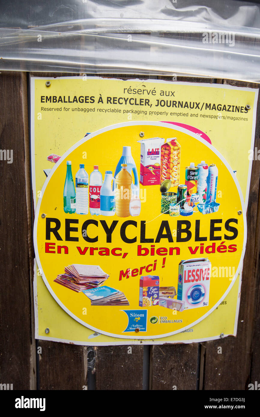 Recycling bins france hires stock photography and images Alamy
