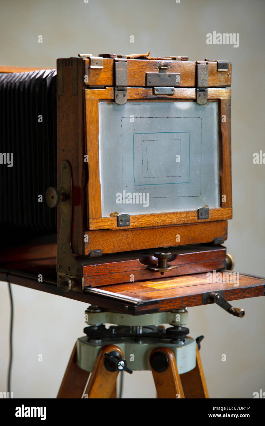 Camera rear on tripod hi-res stock photography and images - Alamy