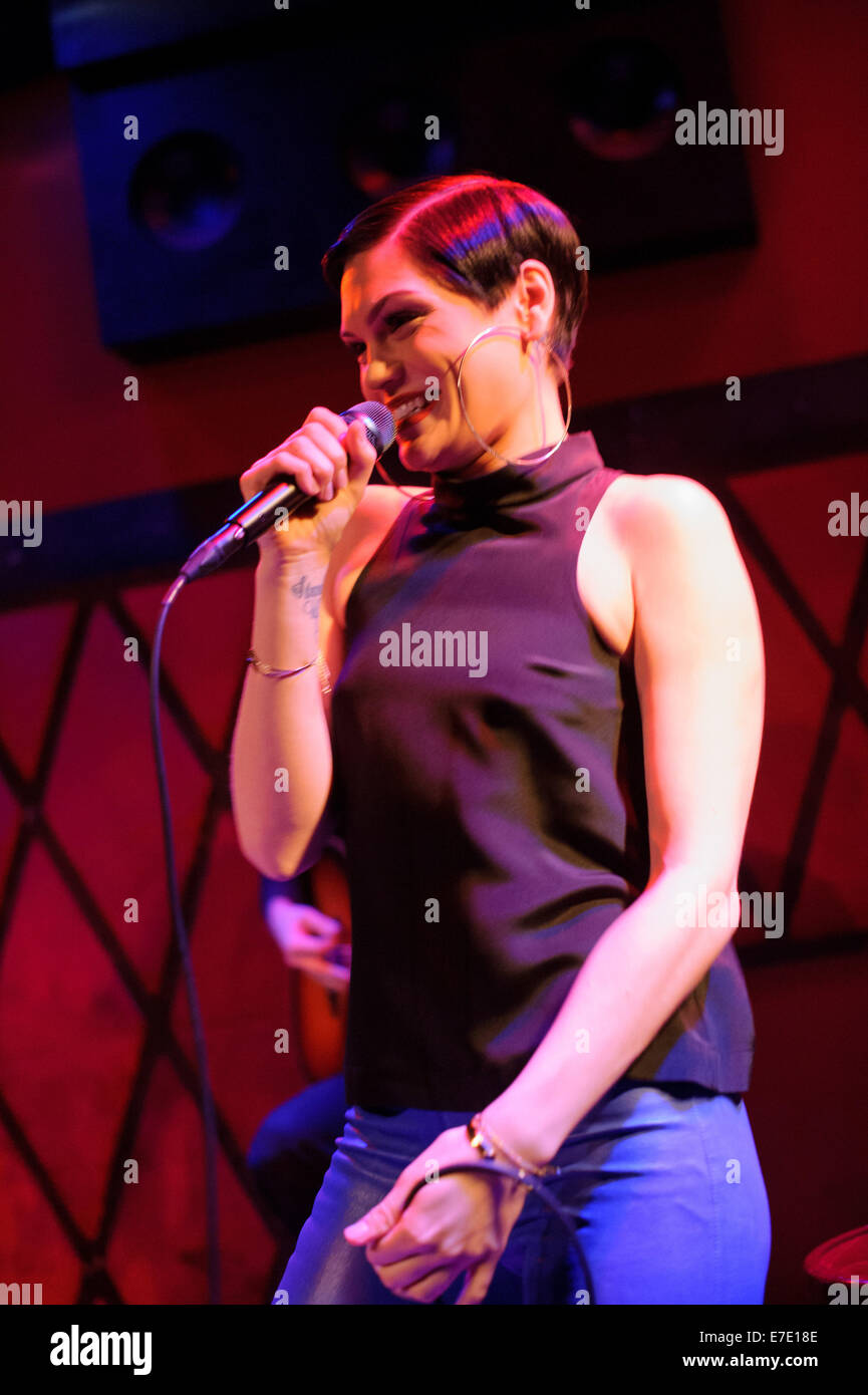 Jsje Jessie J performing live in concert at Rockwood Music Hall Featuring ...