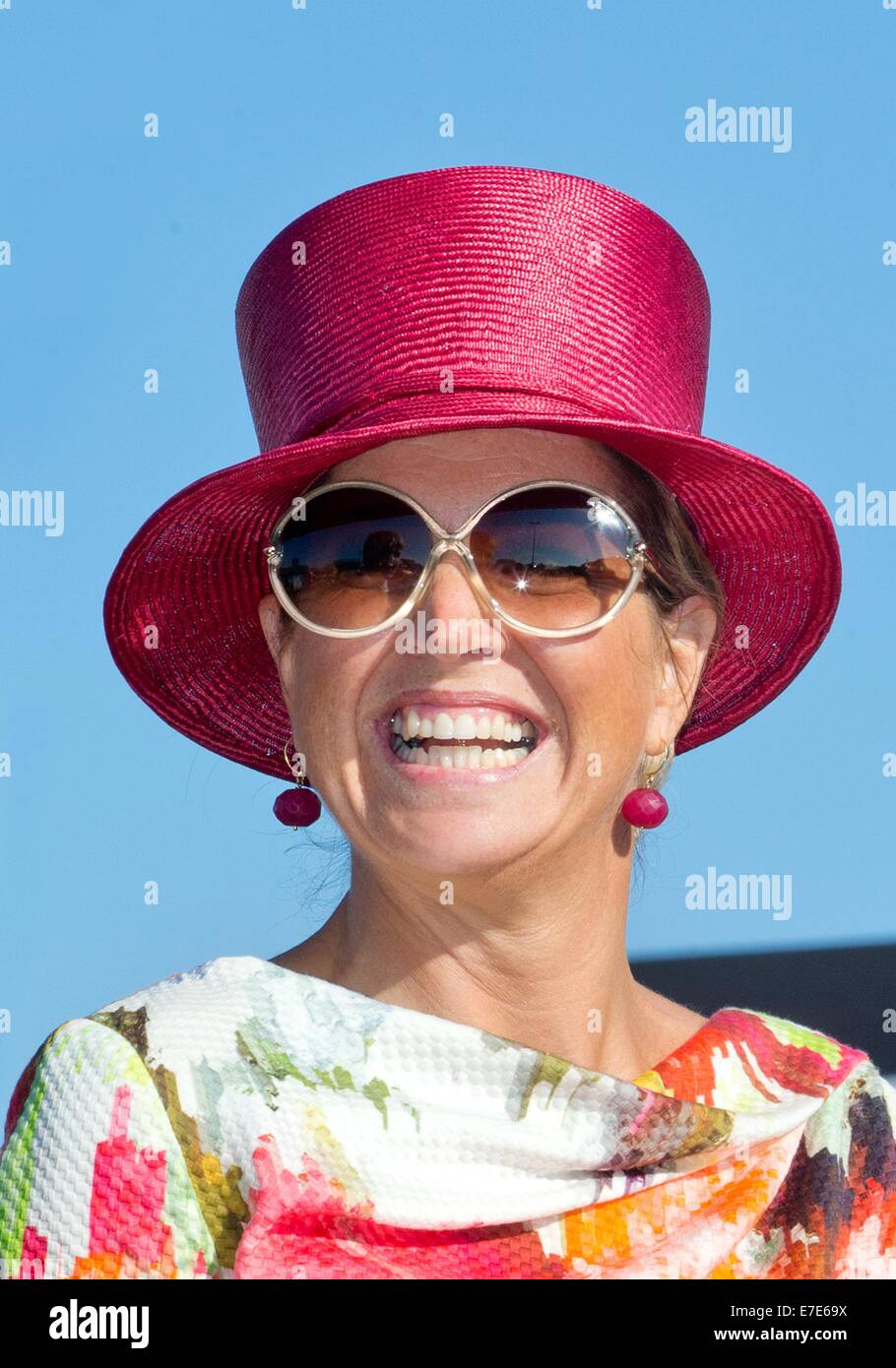 Queen Maxima of The Netherlands in Den Oever during the visit of Roayl  Couple of the region of Noord-Holland on 12 September 2014. Photo: Patrick  van Katwijk / NETHERLANDS AND FRANCE OUT -