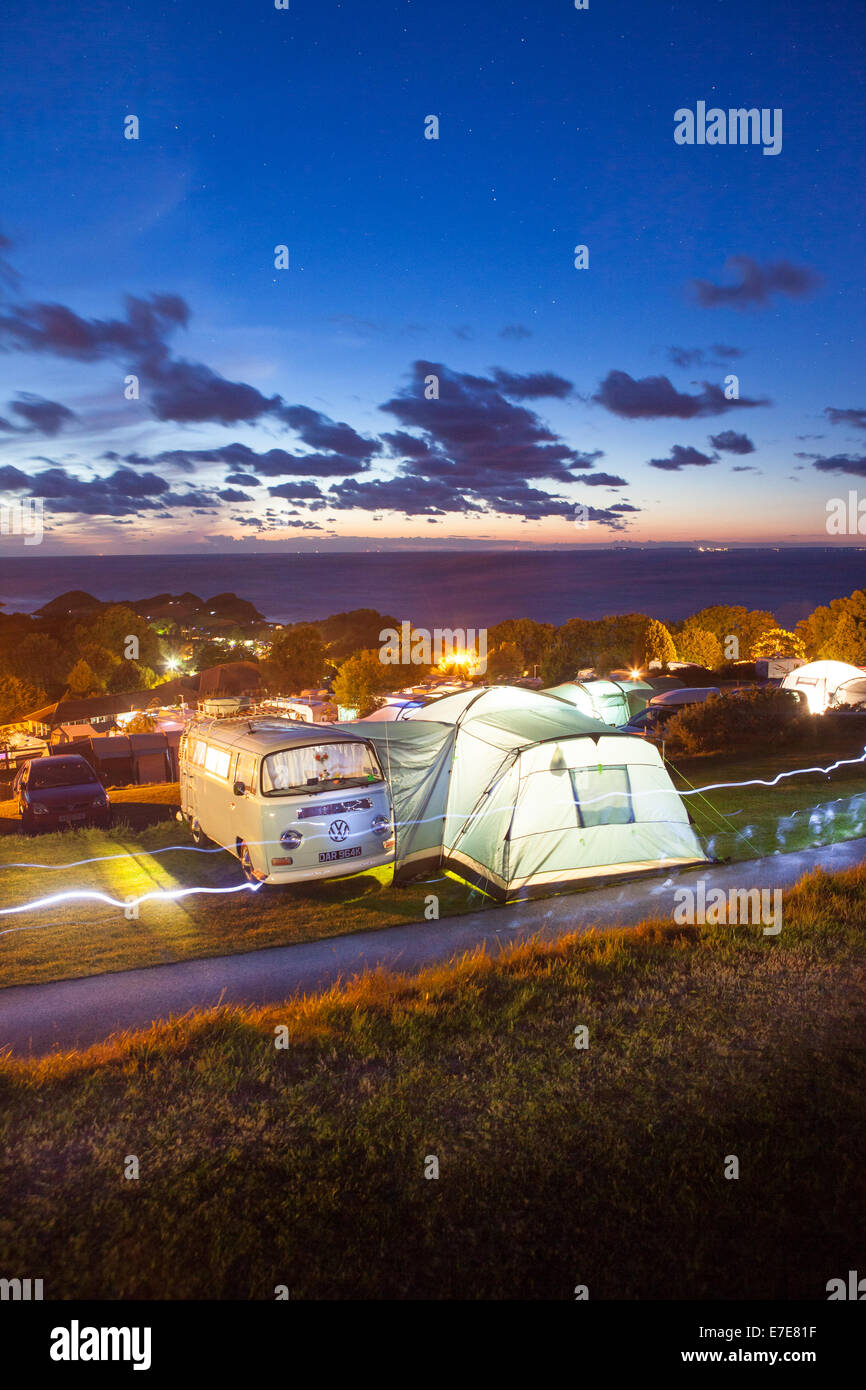 Classic vw camper van hires stock photography and images Alamy