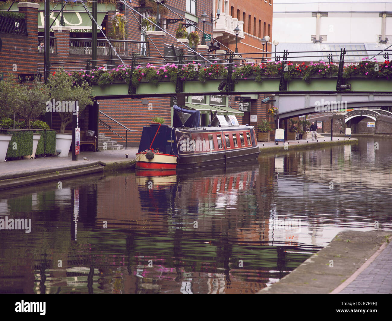 Canal across Brindley Place, Birmingham. Stock Photo