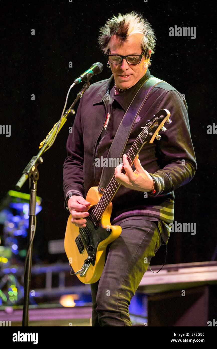 Chicago, Illinois, USA. 12th Sep, 2014. Guitarist NOODLES of the band