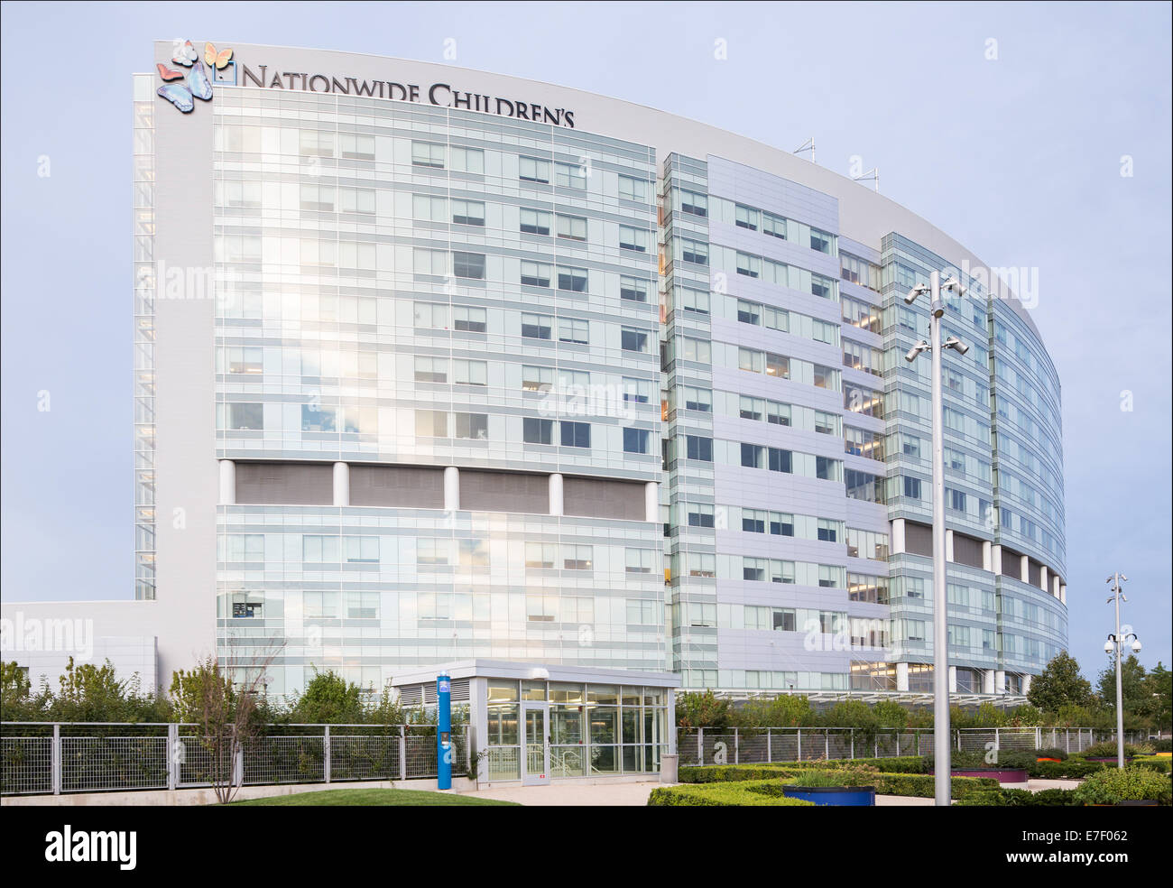 Nationwide Children's Hospital located in Columbus Ohio Stock Photo Alamy