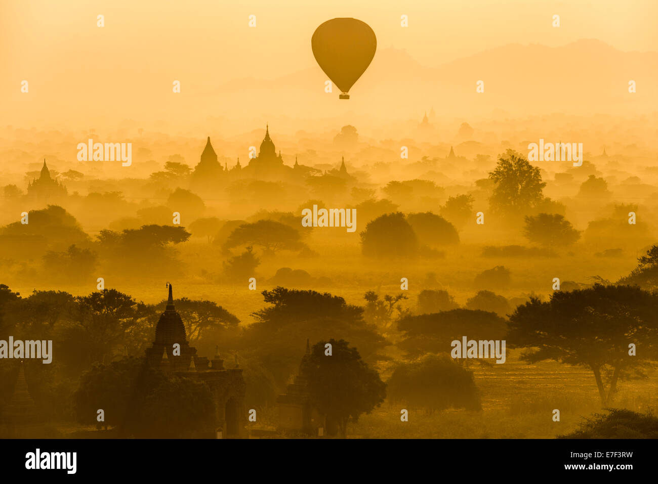 Hot Air Balloon High Resolution Stock Photography and Images - Alamy