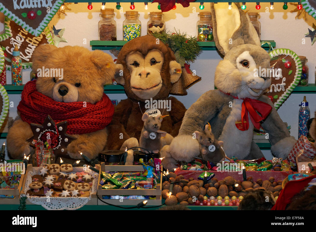 Market stall with Steiff stuffed animals, a bear, a monkey and a rabbit, Christmas market, Düsseldorf, North Rhine-Westphalia Stock Photo