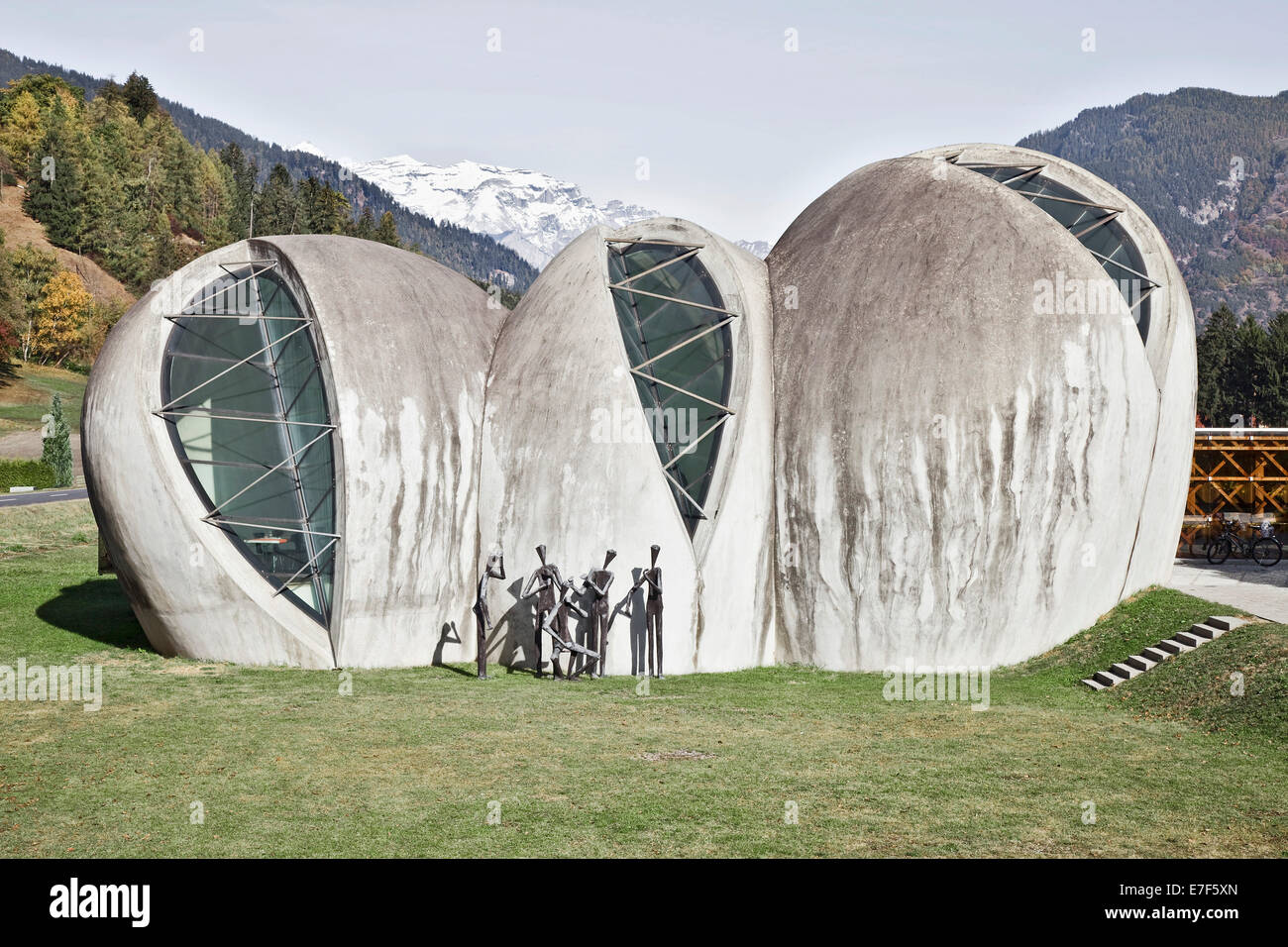 Sculptures in front of the Protestant Steinkirche Church, made of concrete, architect Werner Schmidt, Cazis, Graubünden Stock Photo