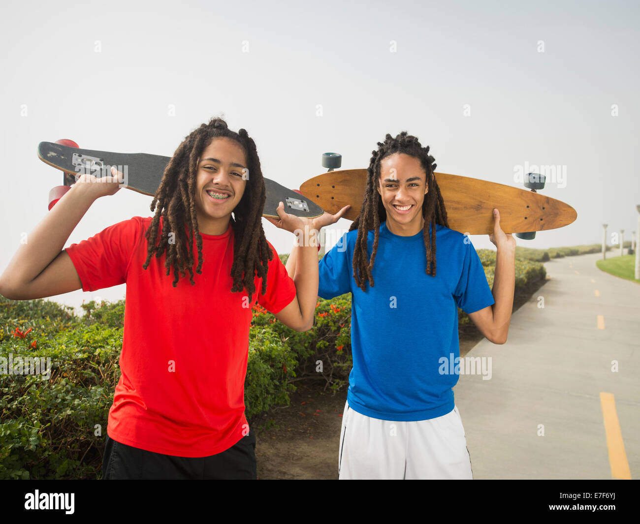 Black teenager portrait hi-res stock photography and images - Alamy