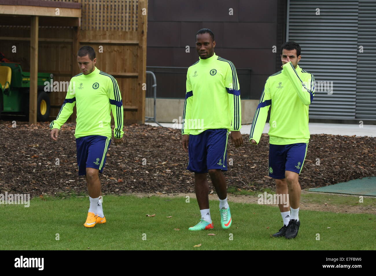 Chelsea Footballers Train At Their Cobham Academy Pre Game Stock Photo Alamy