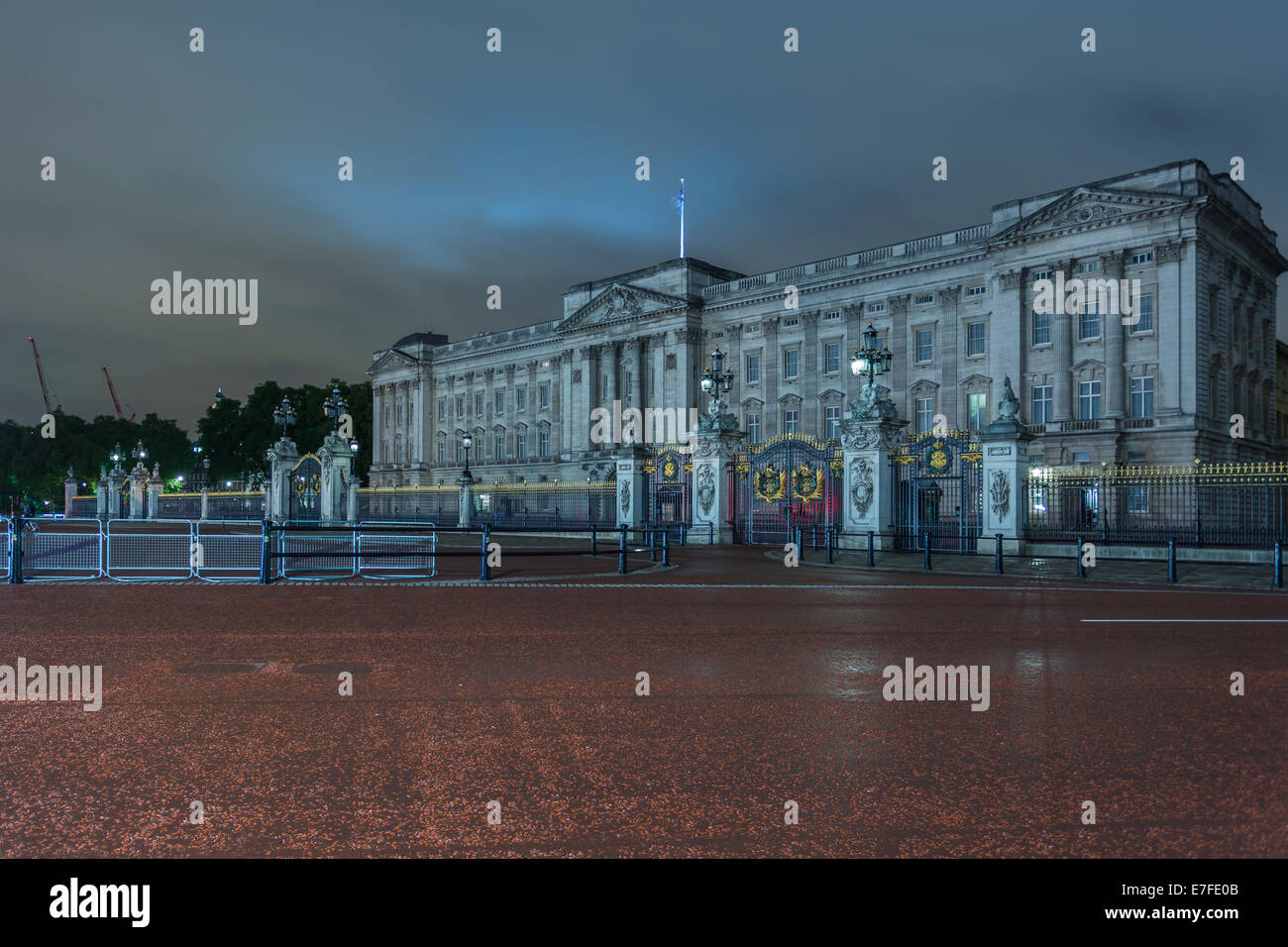 Buckingham Palace at night, Westminster, London, England, United