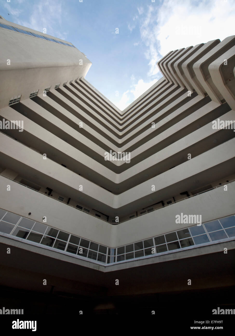 The Modernist block of flats, Embassy Court in Brighton Stock Photo Alamy