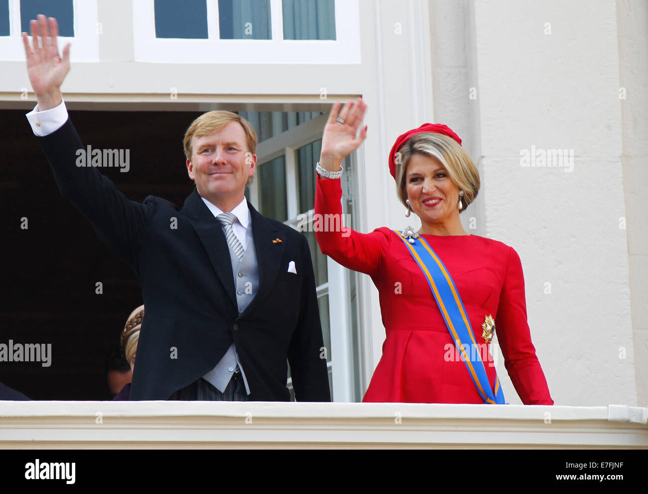 The Hague, Prince Day or the Budget Day. 16th Sep, 2014. Dutch King Willem-Alexander (L) and Queen Maxima wave to people on the balcony of Noordeinde Palace in the Hague, the Netherlands, on the Prince Day or the Budget Day, on Sept. 16, 2014. Credit:  Sylvia Lederer/Xinhua/Alamy Live News Stock Photo