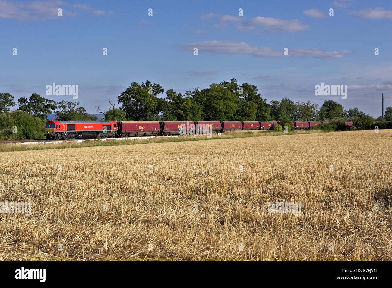 DBS 66185 passes through Spetchley, worcestershire with an Avonmouth - Ratcliffe power station coal train on 15/07/14. Stock Photo