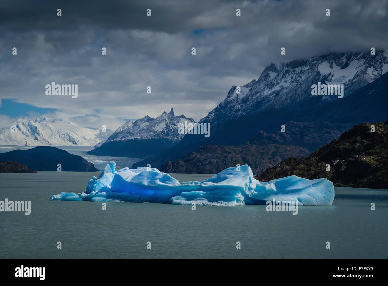 Lago Grey lake in Patagonia, Chile Stock Photo Alamy