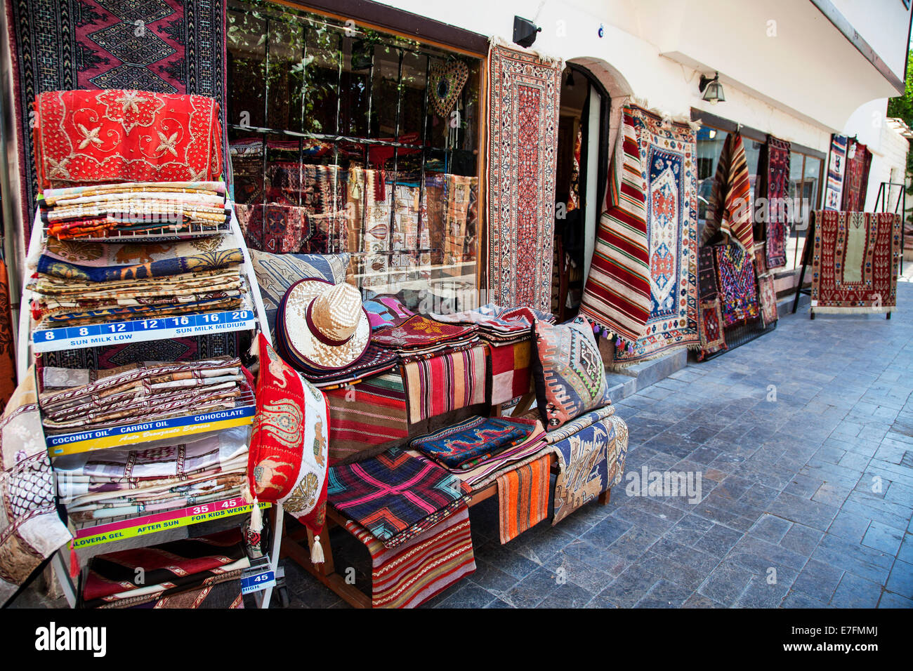 Carpet retail shop outlet