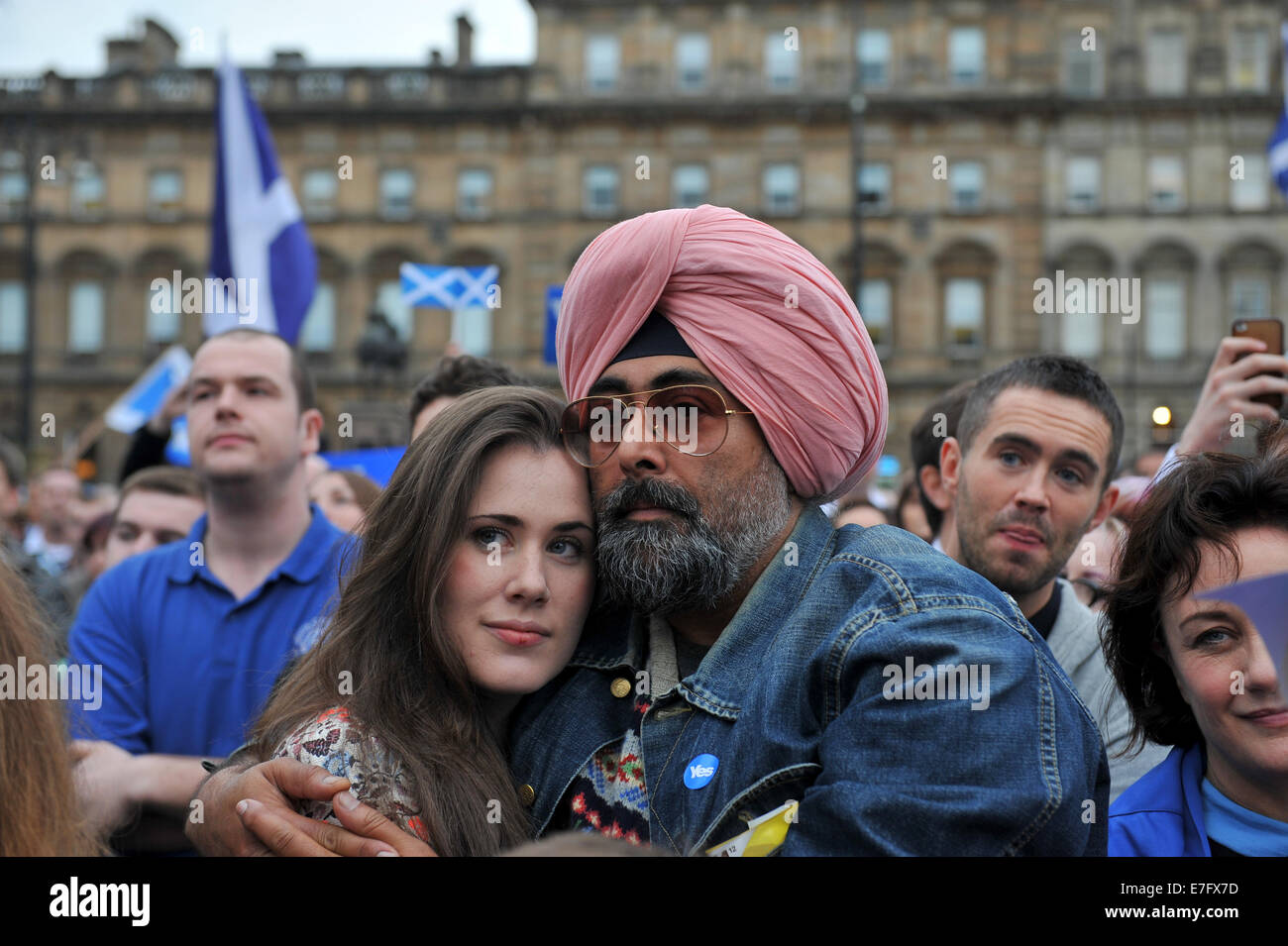 Glasgow, Scotland, UK. 16th September, 2014. Scottish pro-independence rally. Broadcaster and writer Hardeep Singh Kohli amongst Yes crowd at Scottish independence rally in George Square, Glasgow. Credit:  Tony Clerkson/Alamy Live News Stock Photo