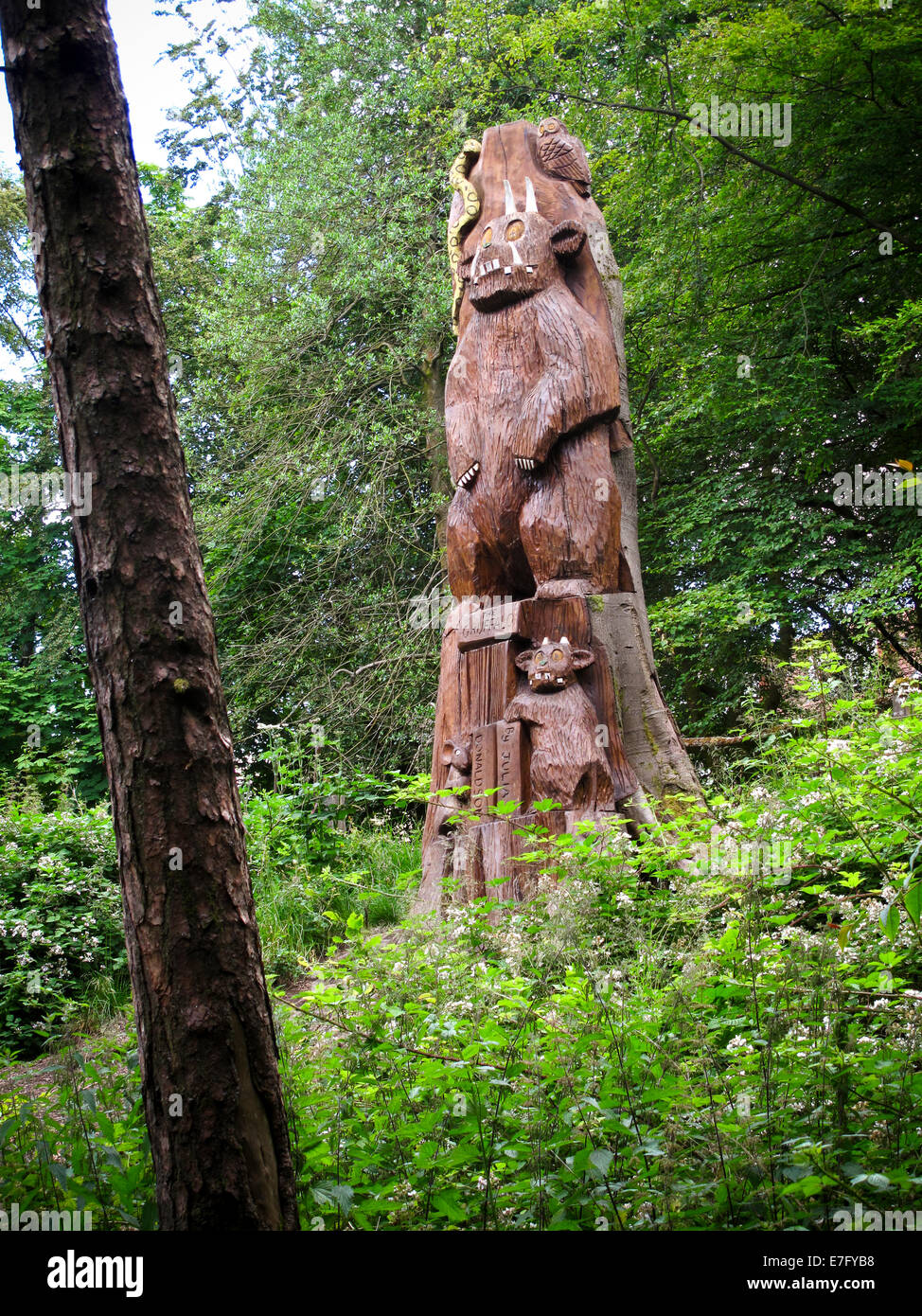 Gruffalo sculpture Kilmardinny Bearsden Scotland UK Stock Photo Alamy