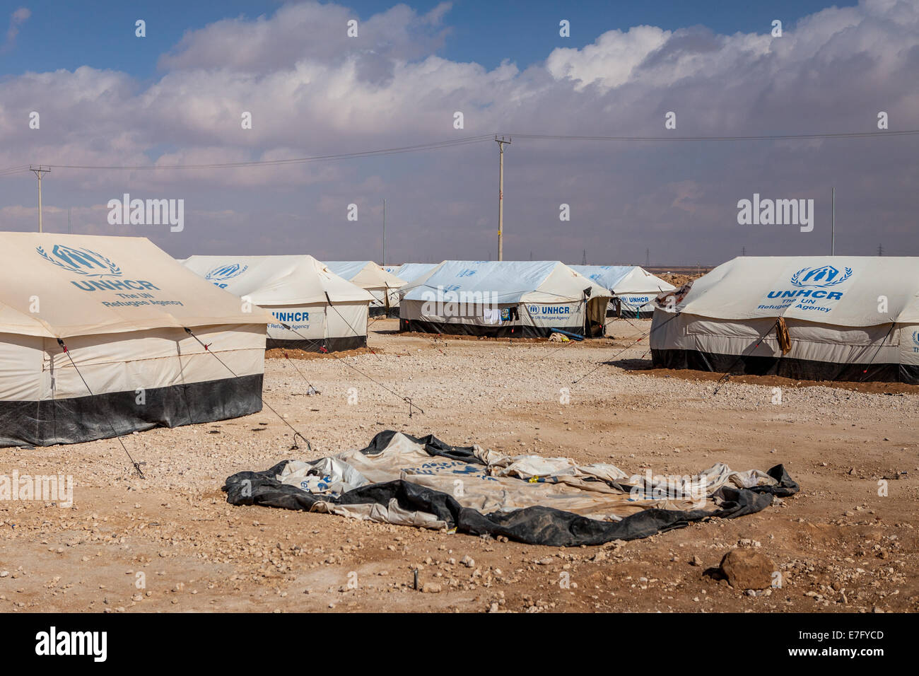 Zaatari (or Za'atari) refugee camp for Syrian refugees, in northern Jordan,  near the border with Syria Stock Photo - Alamy