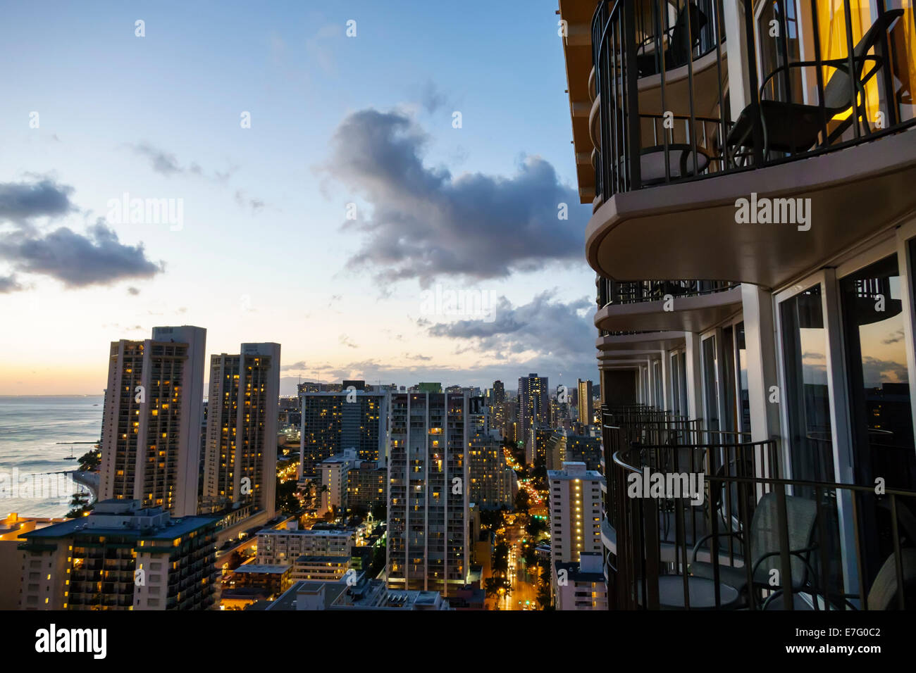 Honolulu Hawaii,Oahu,Hawaiian,Waikiki Beach,Pacific Ocean,Kuhio Avenue