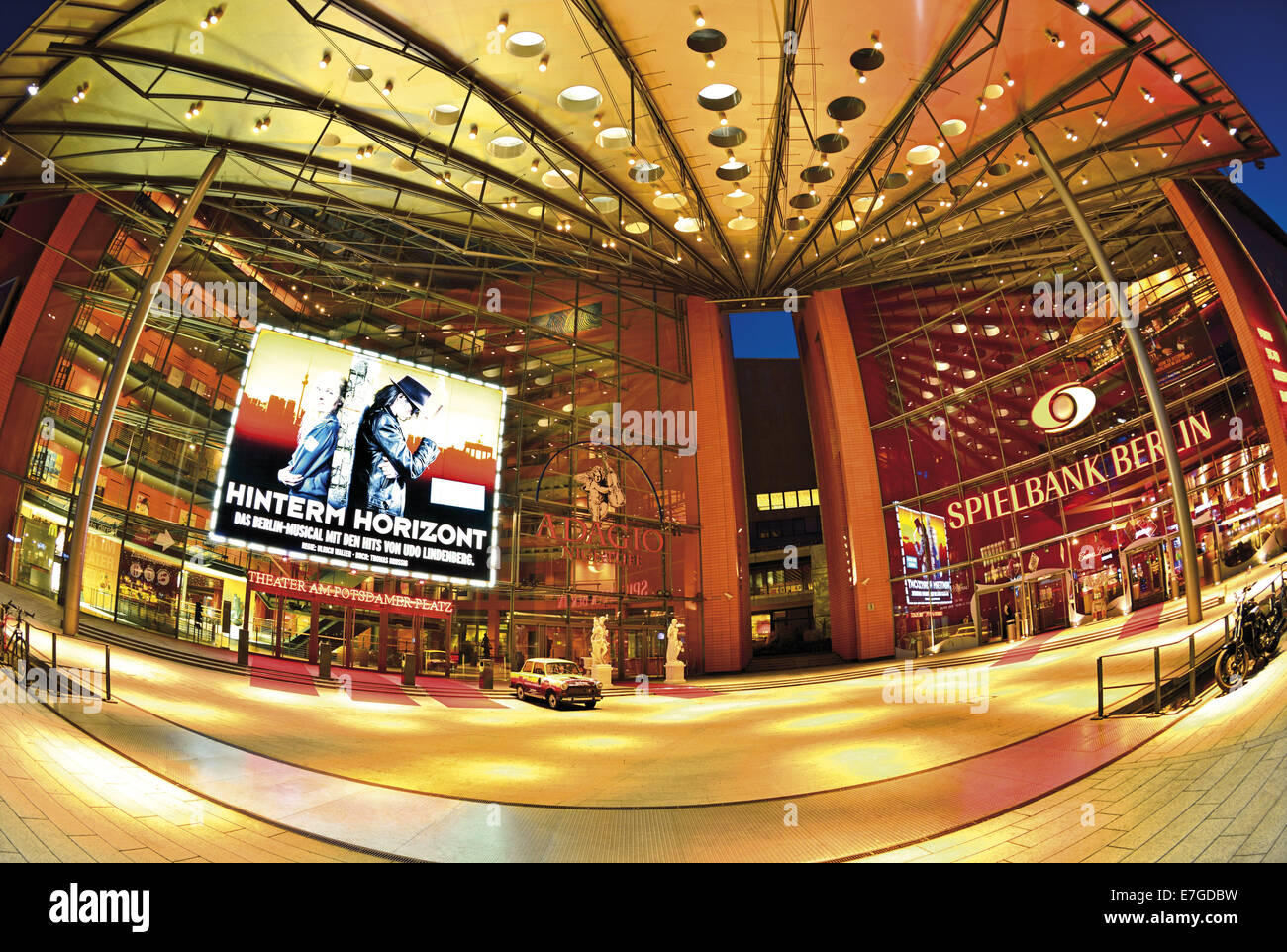 theater am potsdamer platz marlene-dietrich-platz berlin