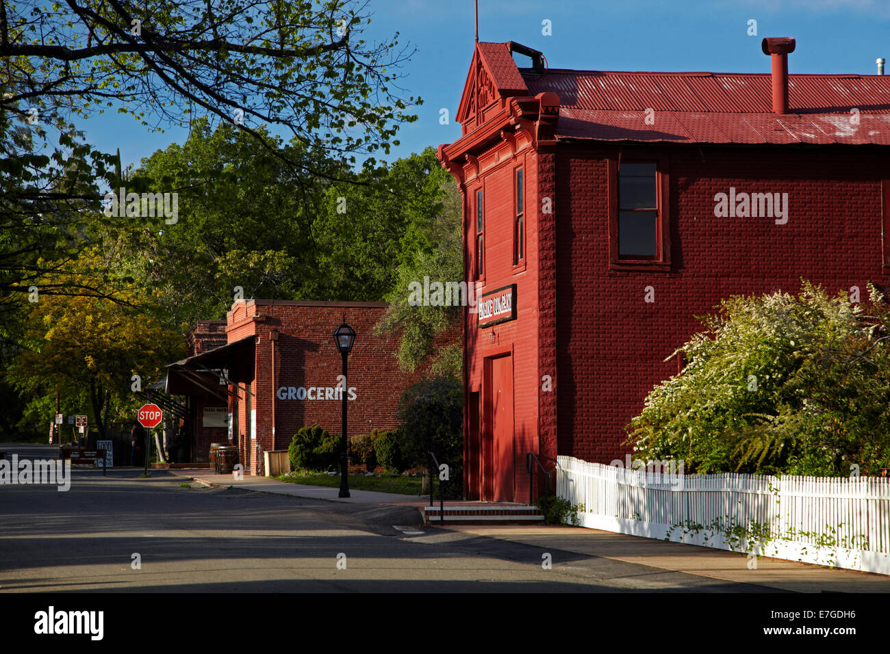 Fire House (1911, at right), and Columbia Mercantile Building (1855), Main Street, Columbia State Historic Park, Columbia, Tuolu Stock Photo