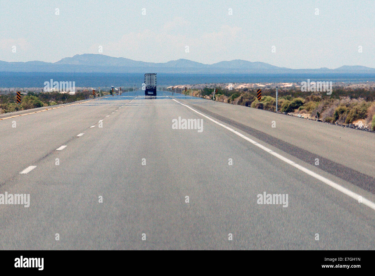 Car crossing death valley hi-res stock photography and images - Alamy