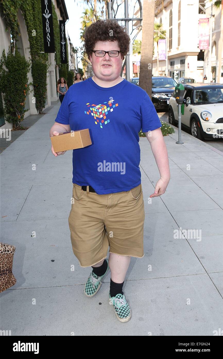 Jesse Heiman walks after lunch in beverly Hills Featuring: Jesse Heiman