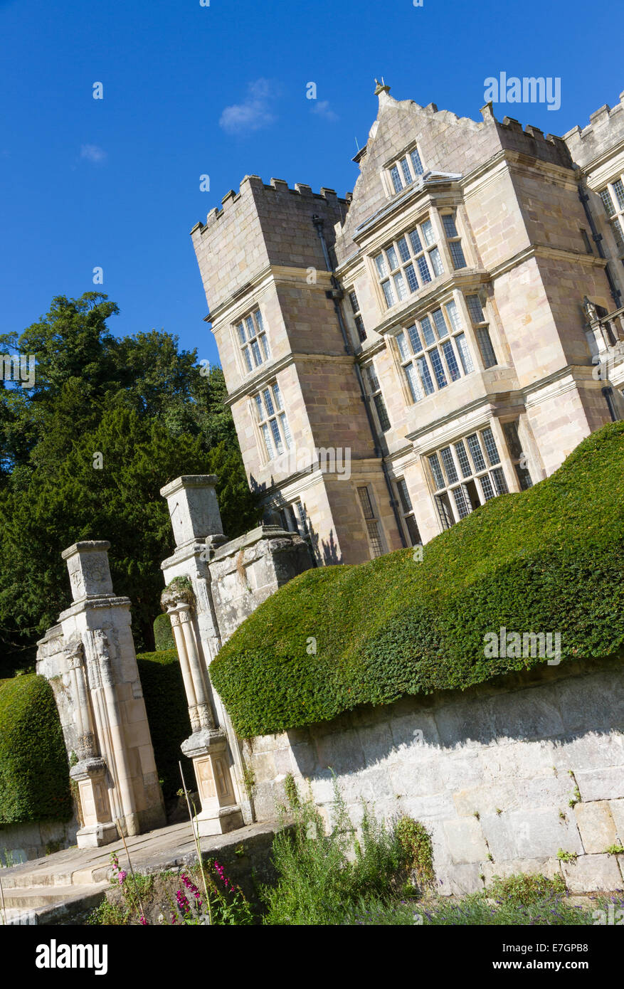 Fountains Hall in Studley Royal Water Gardens Stock Photo Alamy