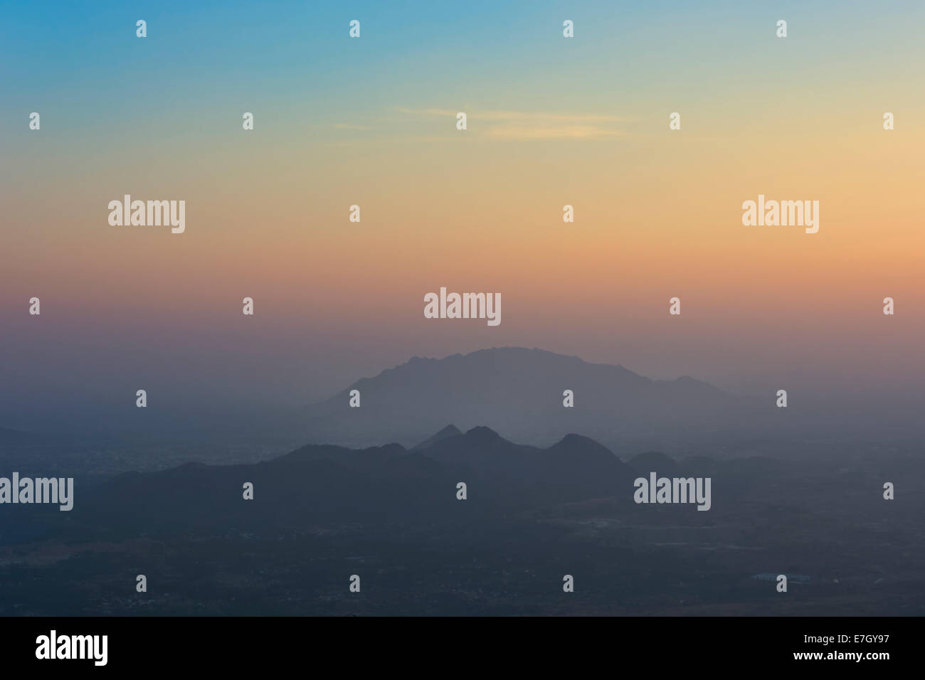 Tamil nadu mountains hi-res stock photography and images - Alamy