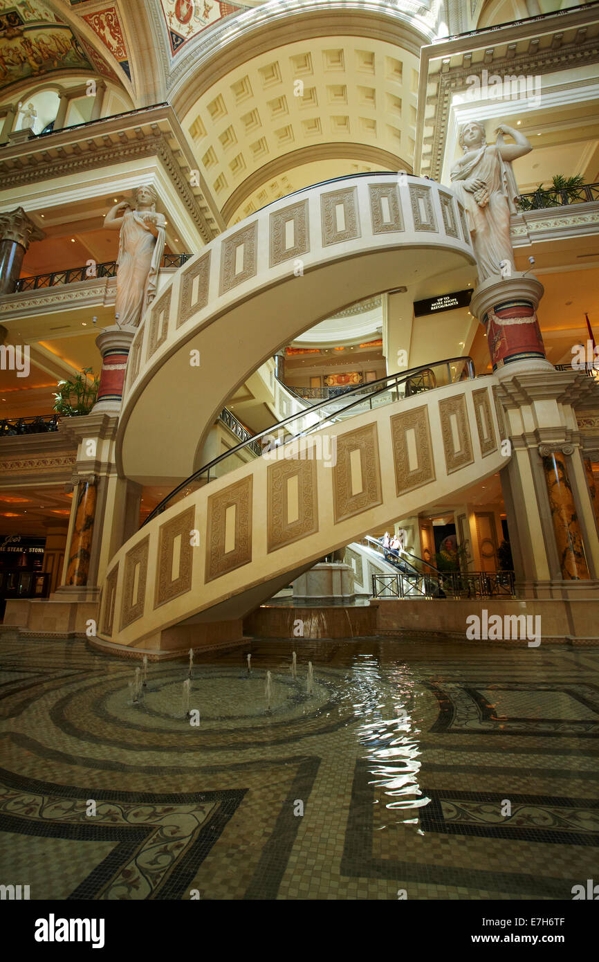 935 Forum Shops At Caesars Palace Stock Photos, High-Res Pictures