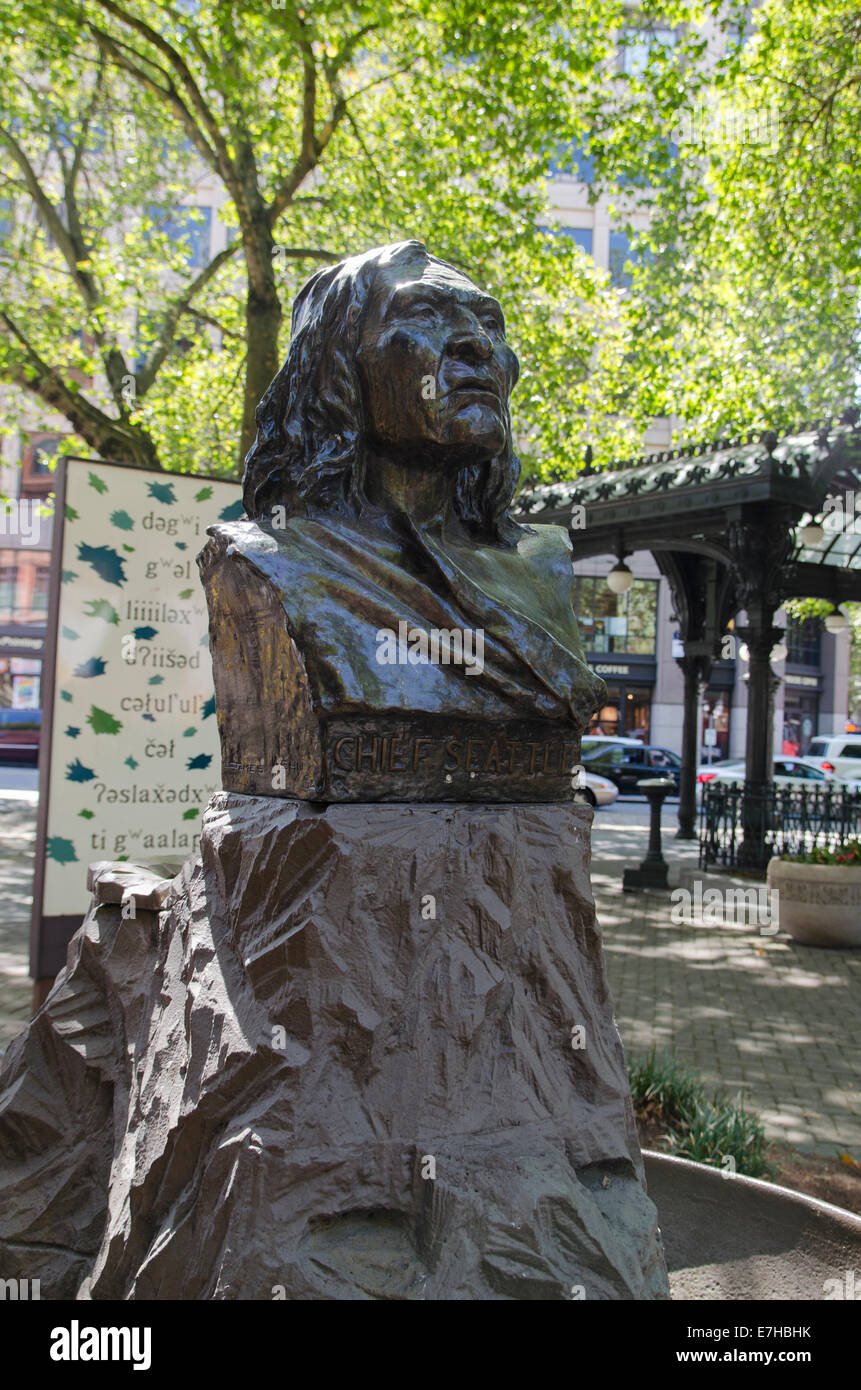 Chief Seattle statue, Pioneer square Stock Photo Alamy