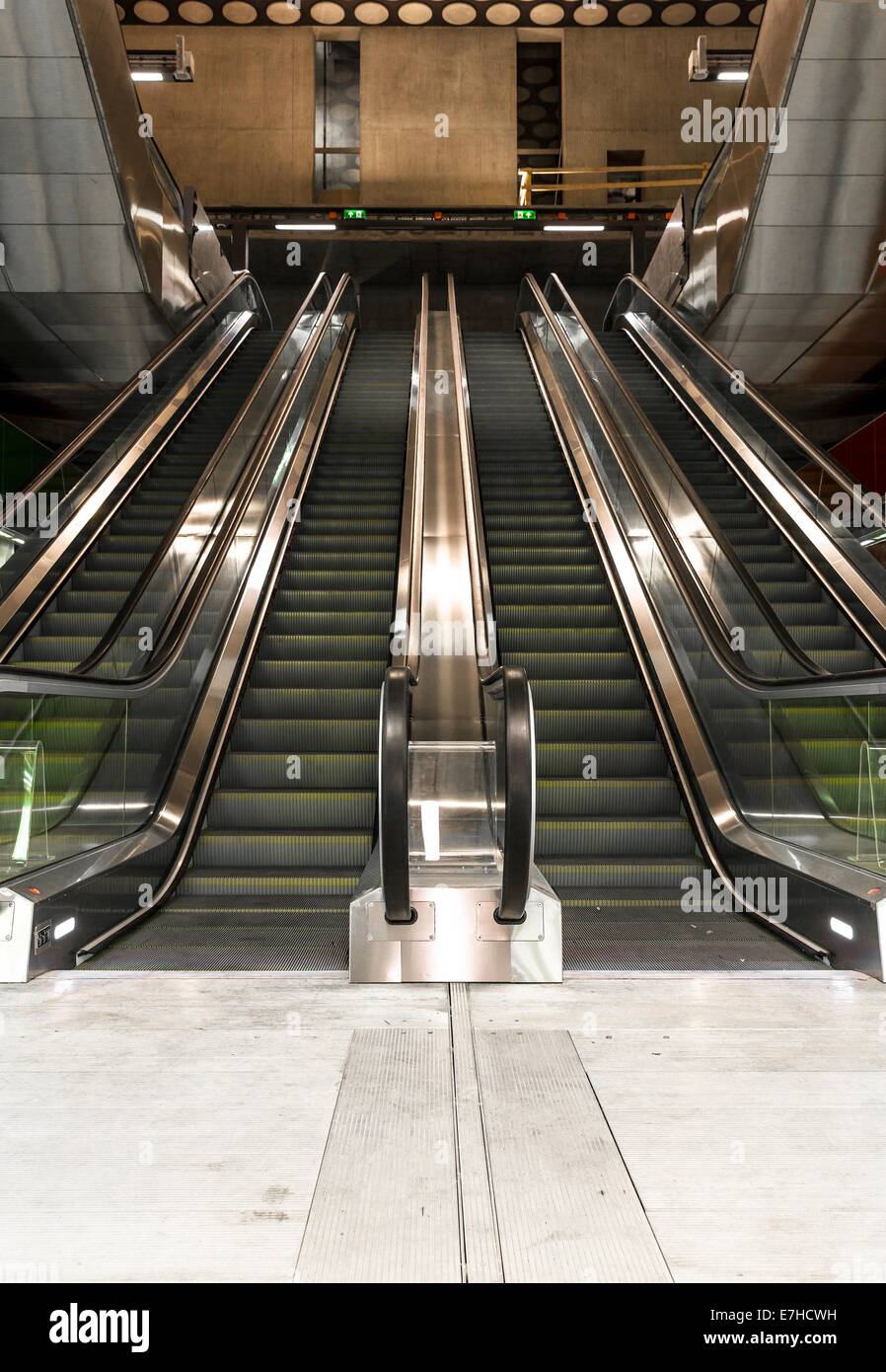 Modern metro interior Stock Photo - Alamy