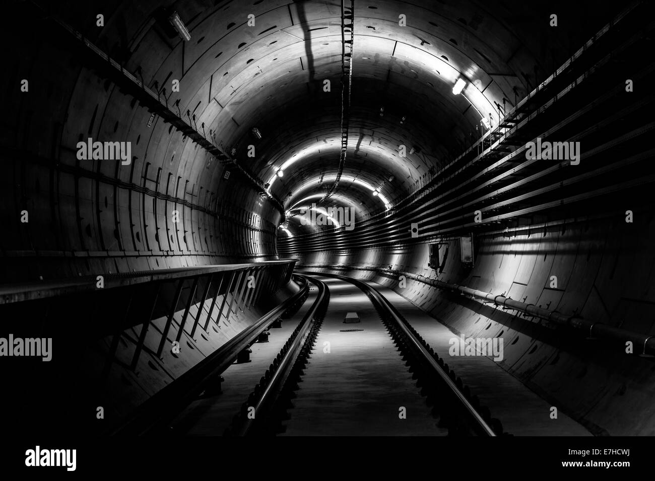 Deep metro tunnel Stock Photo Alamy