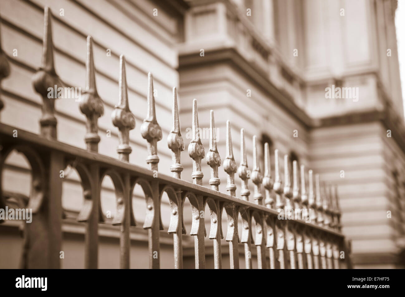 Traditional fencing hi-res stock photography and images - Alamy