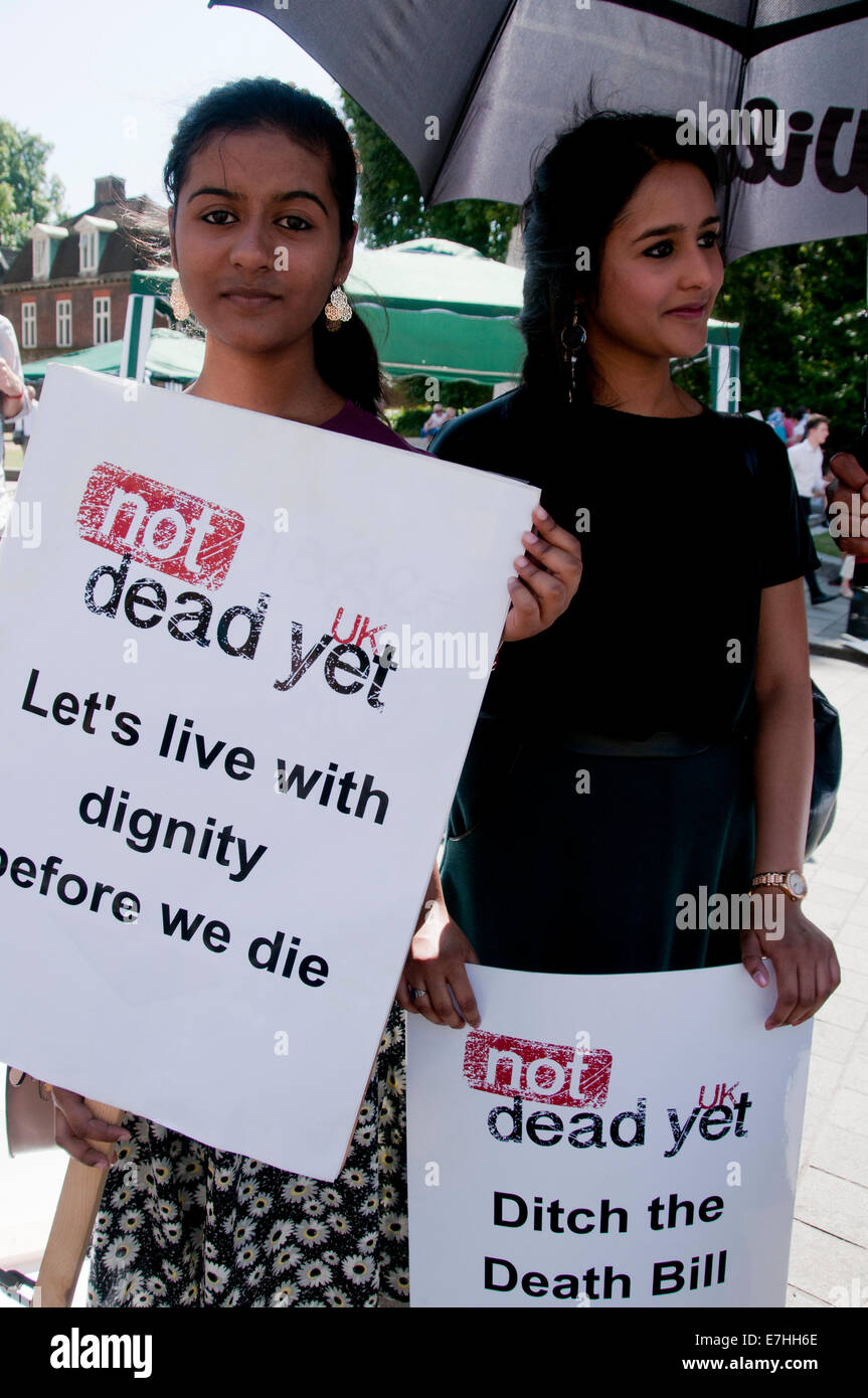 Protesters outside Parliament protesting the assisted dying bill in UK Stock Photo