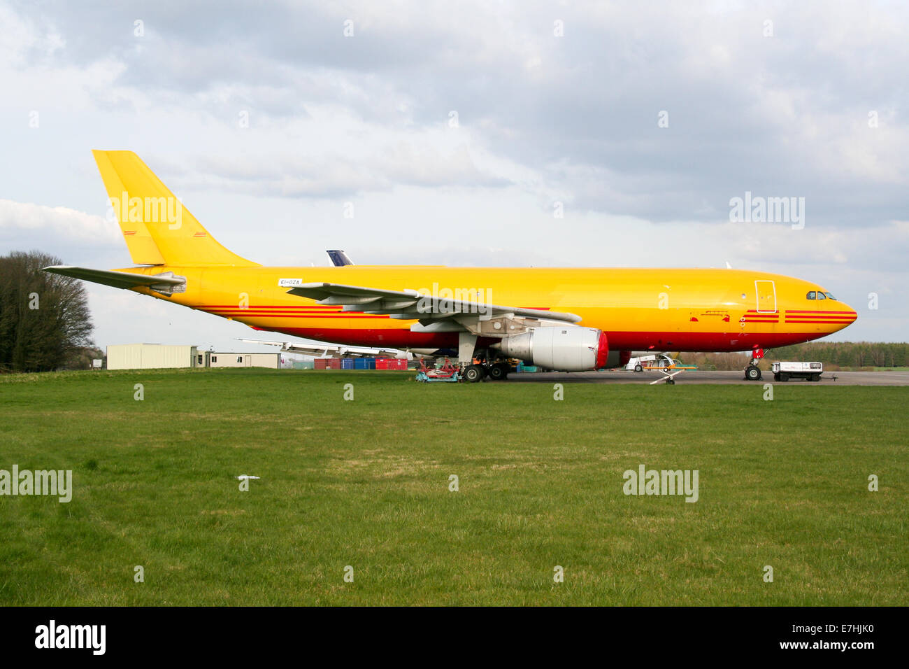 Air Contractors Airbus A300B4-100 nears the end at Cotswold airport. Stock Photo
