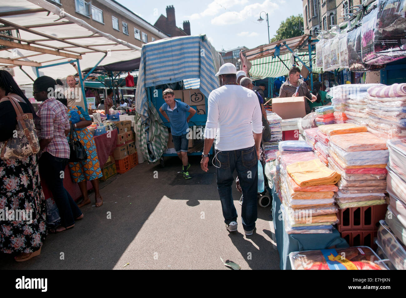 East Lane market stalls with mobile stall being pulled along Stock ...
