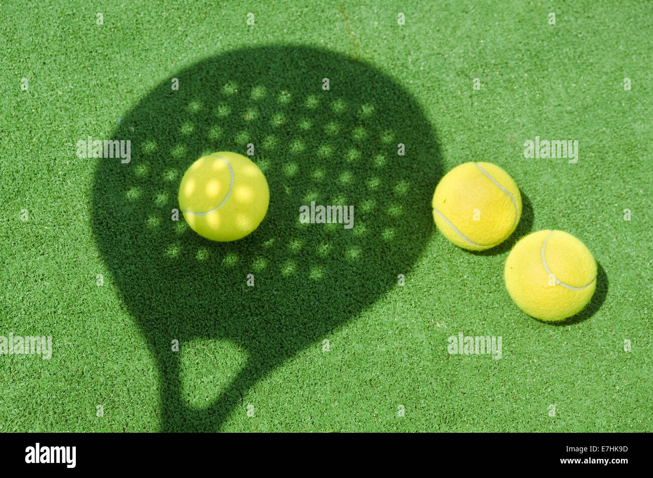 Racket padel tennis hi-res stock photography and images - Alamy