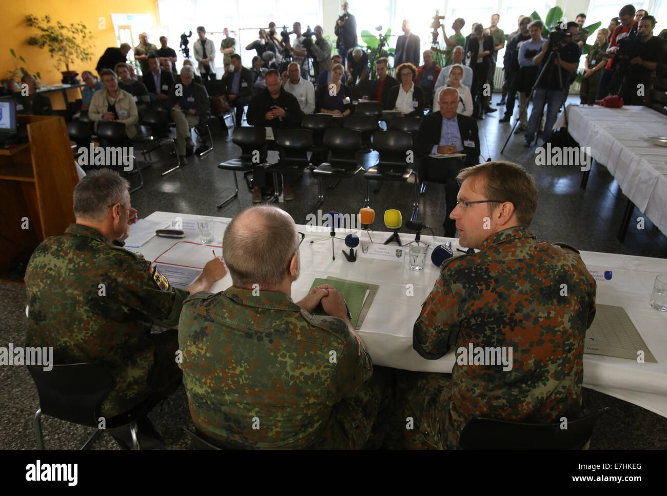 Waren, Germany. 18th Sep, 2014. Military equipment, vehicles and weapons for delivery to Northern Iraq are presented during a press date at the military material depot in Waren, Germany, 18 September 2014. Germany plans to supply Kurdish troups with weapons in the fight against Islamist terror militia Islamic State (IS). Photo: Bernd Wuestneck/dpa/Alamy Live News Stock Photo