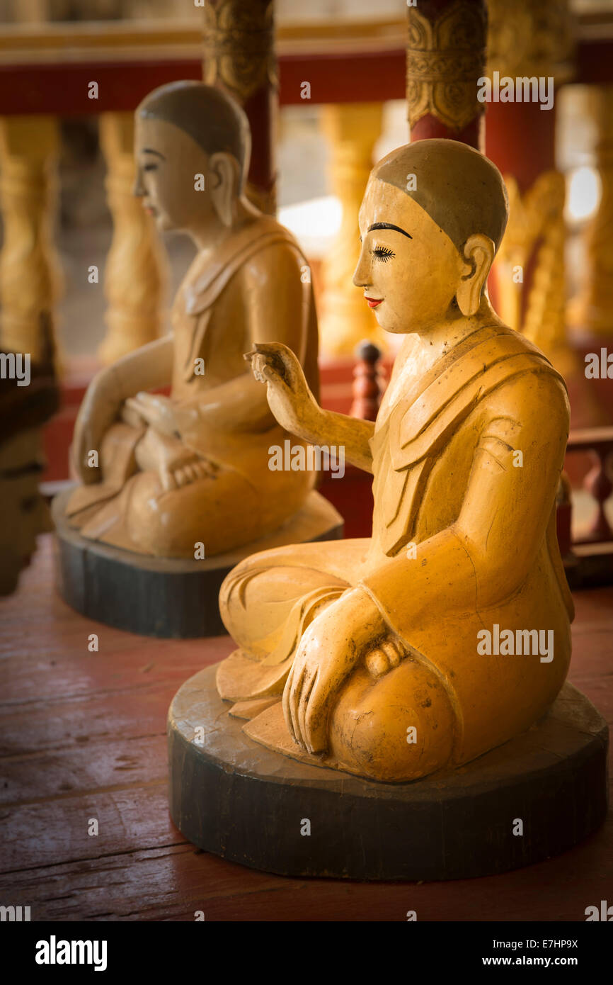 Myanmar (Burma), Mandalay Division, Myinkaba, Gubyaukgyi Temple, detail of the interior Stock Photo