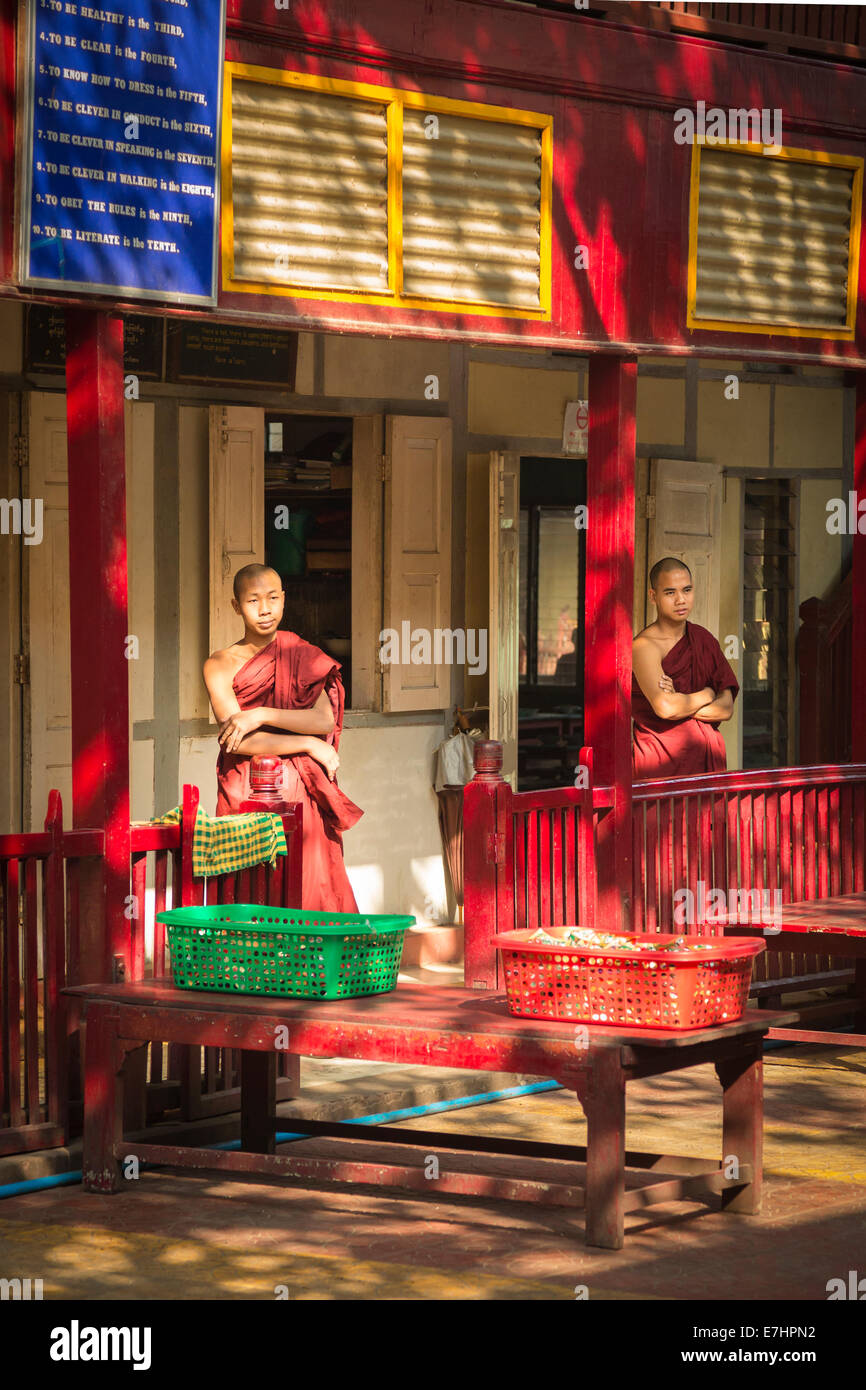 Myanmar (Burma), Mandalay Division, Amarapura, Mahagandhayon Monastery Stock Photo