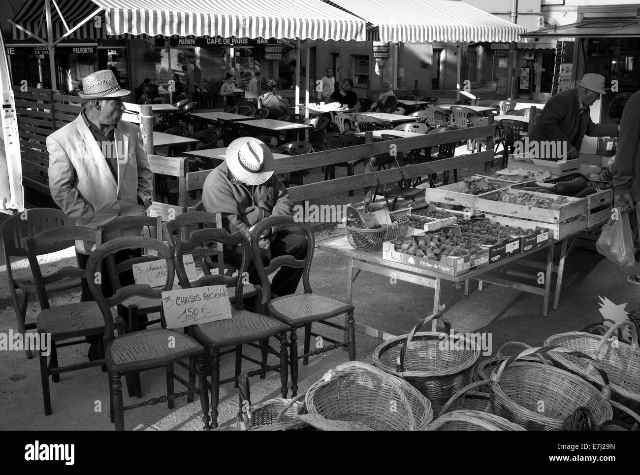 Market traders, Cazals, Lot Valley Stock Photo Alamy