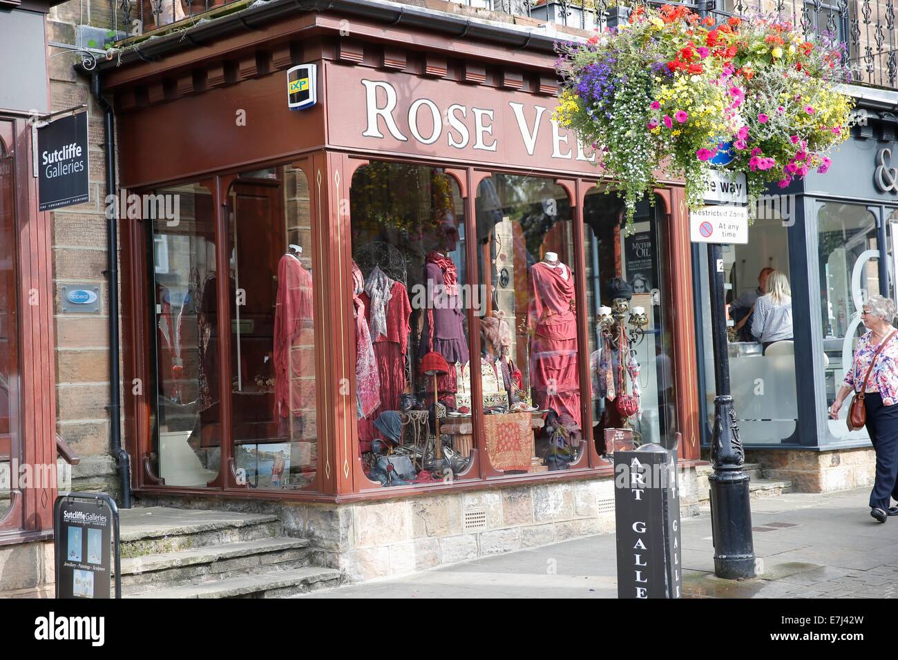 Harrogate town center shops Stock Photo Alamy